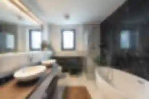 Pod Vtáčnikom, Bratislava - Bratislava III | Prenájom, Byt, 3-izbový, 205 m²