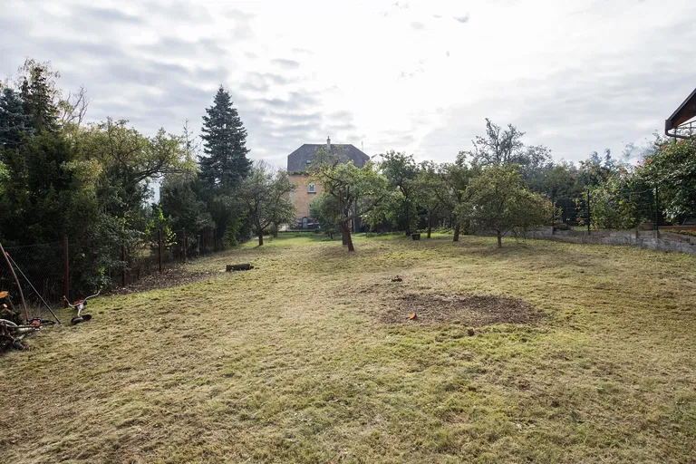 Pod Starou školou, Nebušice - Praha 6 | Predaj, Pozemok, 790 m²