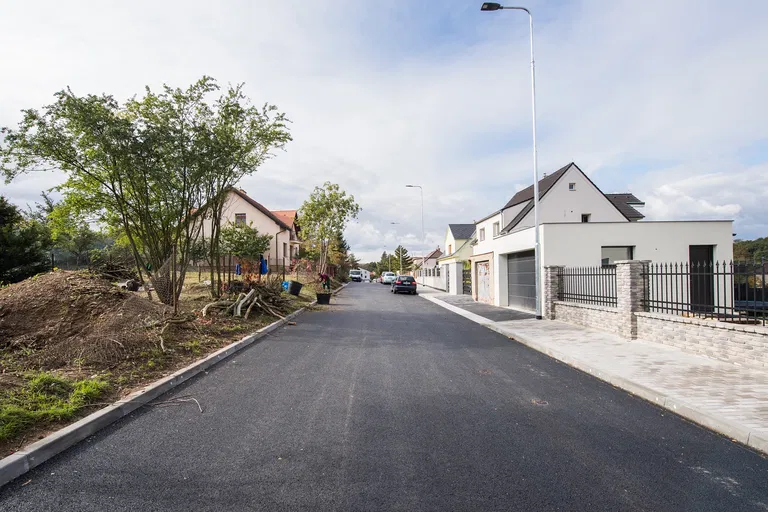 Pod Starou školou, Nebušice - Praha 6 | Predaj, Pozemok, 790 m²