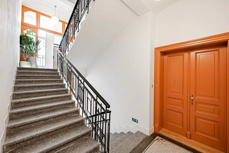 Mánesova, Vinohrady - Praha 2 | Predaj, Byt, 4-izbový, 122 m²