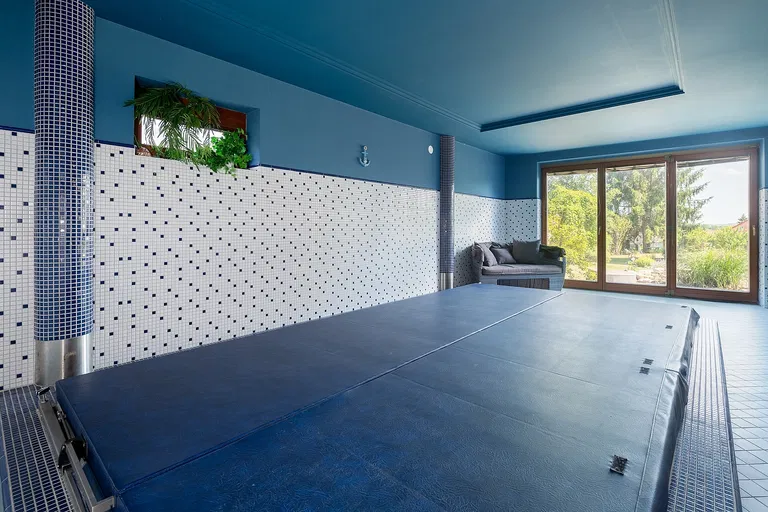 Podolí - Brno-venkov | Sale, House, Five-bedroom (6+kk), 546 m²