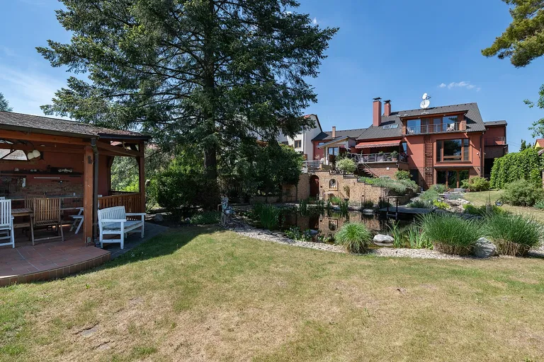 Podolí - Brno-venkov | Sale, House, Five-bedroom (6+kk), 546 m²