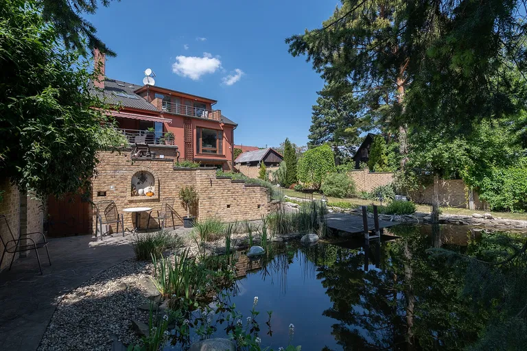Podolí - Brno-venkov | Sale, House, Five-bedroom (6+kk), 546 m²
