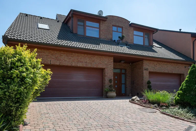 Podolí - Brno-venkov | Sale, House, Five-bedroom (6+kk), 546 m²