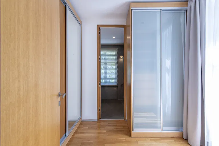 Hlboká cesta, Staré Mesto - Bratislava I | Rent, Apartment, Two-bedroom (3+kk), 191 m²