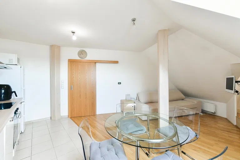 Táborská, Nusle - Praha 4 | Predaj, Byt, 2-izbový, 54 m²