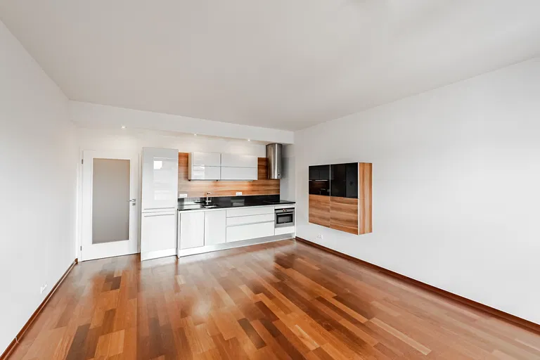 U Uranie, Holešovice - Praha 7 | Predaj, Byt, 2-izbový, 71 m²