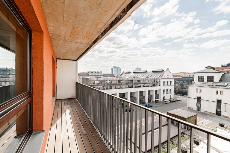U Uranie, Holešovice - Praha 7 | Predaj, Byt, 2-izbový, 71 m²