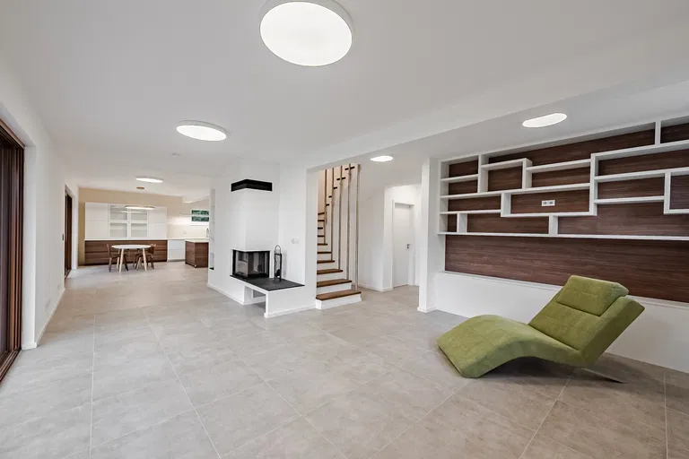 Burdova, Kyje - Prague 9 | Sale, House, Six-bedroom (7+kk), 265 m²