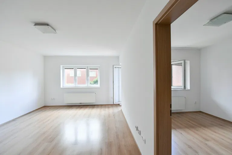 K Vystrkovu, Modřany - Praha 4 | Predaj, Byt, 2-izbový, 61 m²