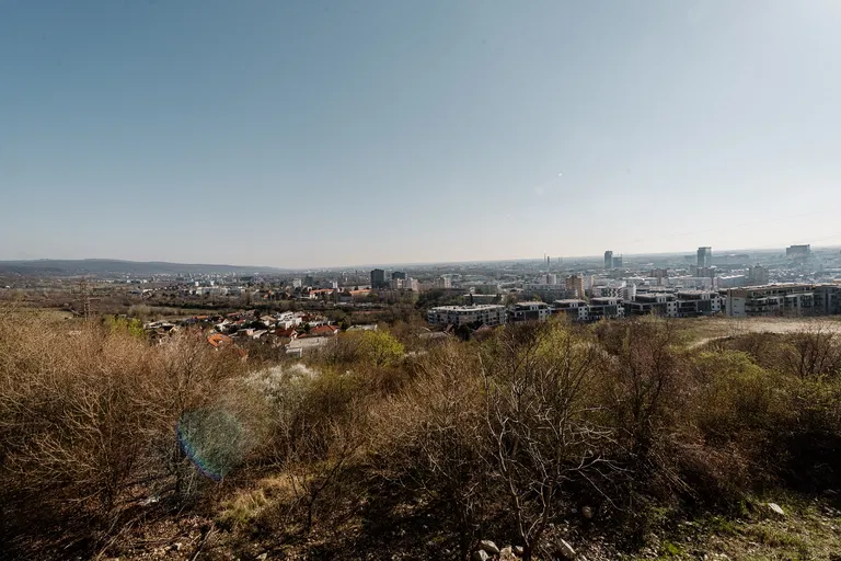 Frankovská, Nové Mesto - Bratislava III | Prenájom, Byt, 3-izbový, 110 m²