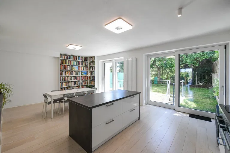 Na Kavčích horách, Podolí - Praha 4 | Predaj, Rodinný dom, 7-izbový, 256 m²