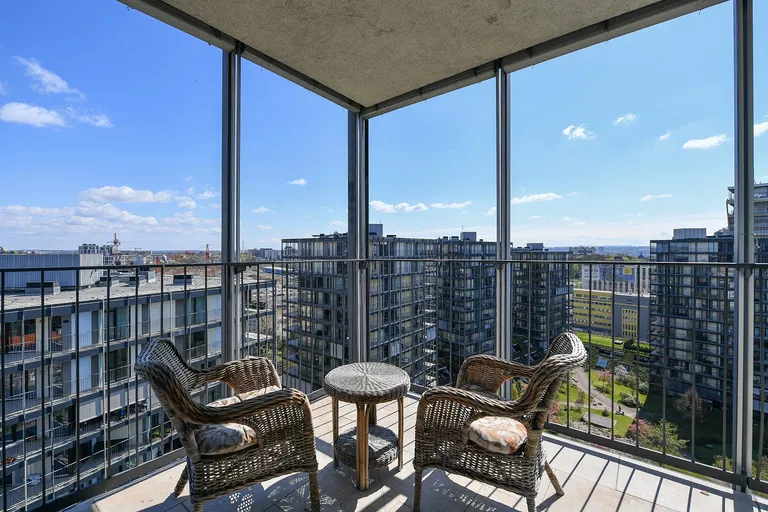 Pitterova, Žižkov - Prague 3 | Sale, Apartment, Three-bedroom (4+kk), 180 m²