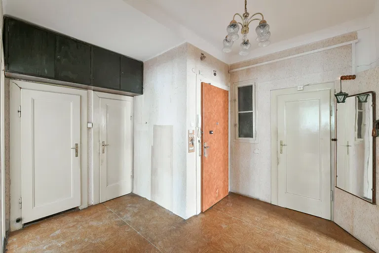 Baranova, Žižkov - Prague 3 | Sale, Apartment, Two-bedroom (3+1), 99 m²