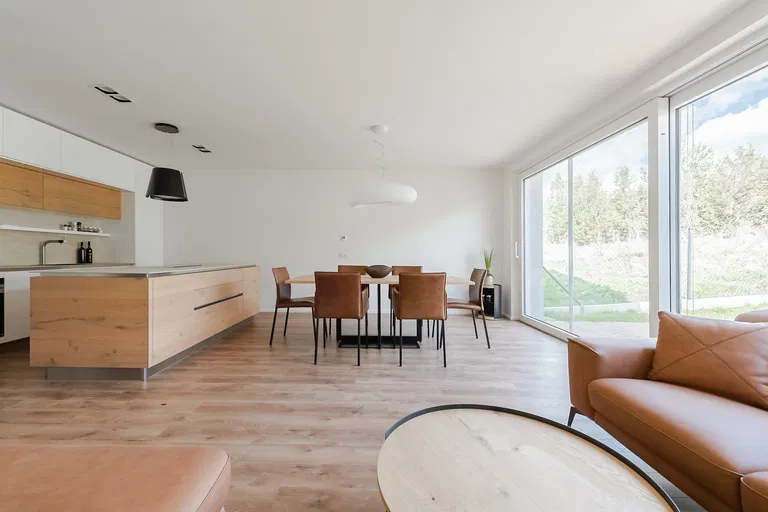 Bystřice - Benešov | Sale, House, Four-bedroom (5+kk), 167 m²