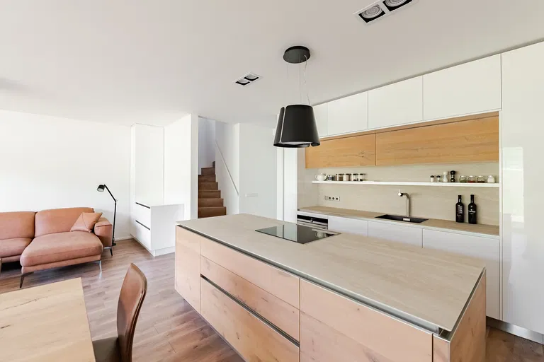 Bystřice - Benešov | Sale, House, Four-bedroom (5+kk), 167 m²