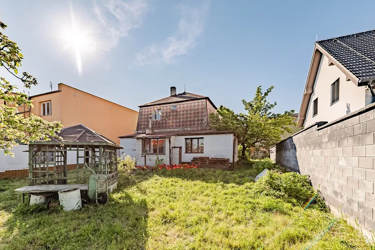 Danielova, Čakovice - Praha 9 | Predaj, Rodinný dom, 4-izbový, 111 m²