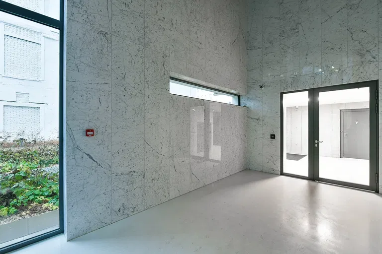 Pernerova, Karlín - Praha 8 | Predaj, Kancelárie, 16.9 m²