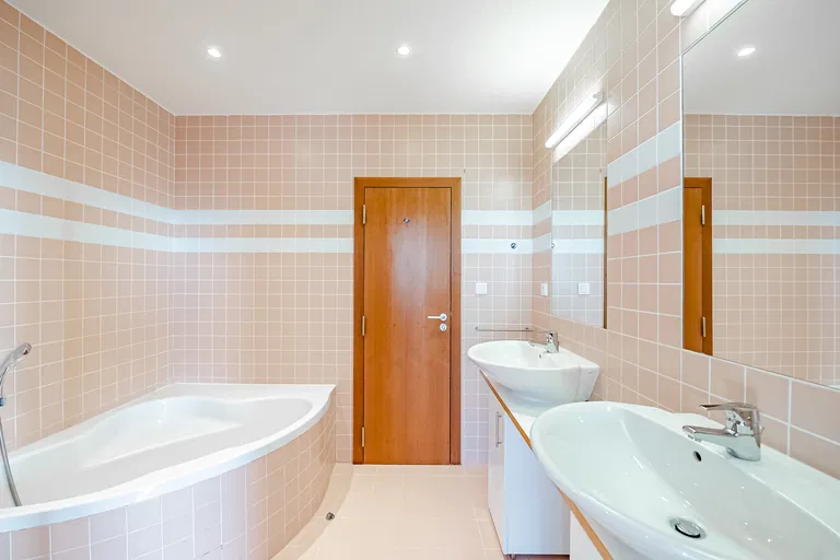 Vinohradská, Strašnice - Prague 10 | Sale, Apartment, Three-bedroom (4+kk), 176 m²