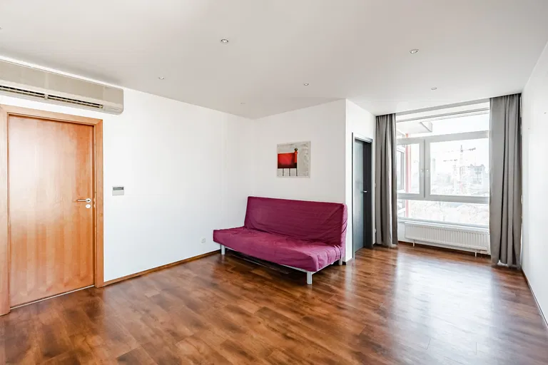 Vinohradská, Strašnice - Prague 10 | Sale, Apartment, Three-bedroom (4+kk), 176 m²