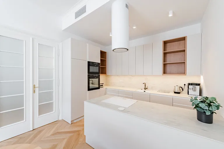 Platnéřská, Staré Město - Prague 1 | Sale, Apartment, Two-bedroom (3+1), 115 m²