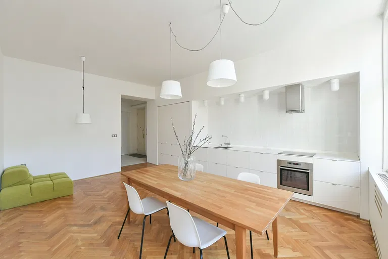 Urxova, Karlín - Praha 8 | Predaj, Byt, 4-izbový, 110 m²