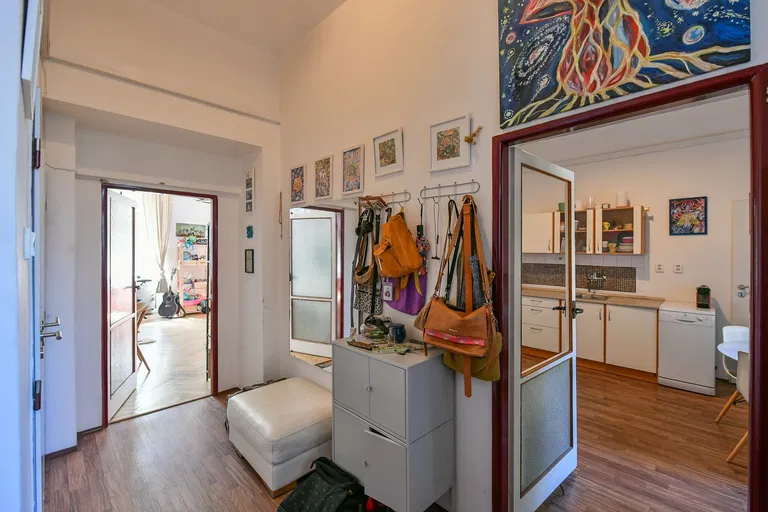 Vítkova, Karlín - Prague 8 | Sale, Apartment, One-bedroom (2+1), 78 m²