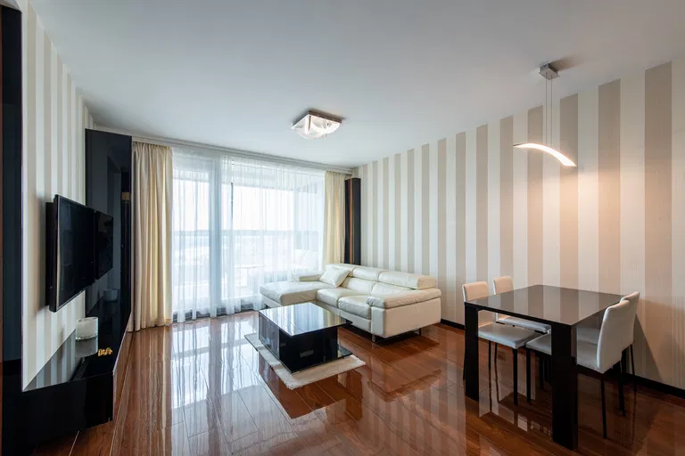 Landererova, Bratislava - Bratislava I | Prenájom, Byt, 2-izbový, 66 m²