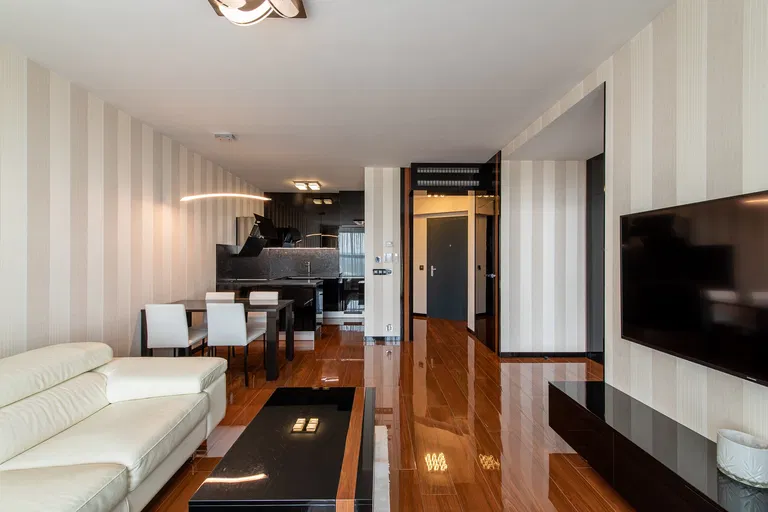 Landererova, Bratislava - Bratislava I | Prenájom, Byt, 2-izbový, 66 m²