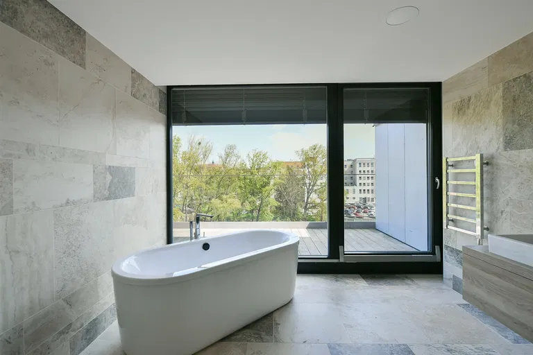 Smrčkova, Libeň - Prague 8 | Sale, Apartment, Four-bedroom (5+1), 279 m²