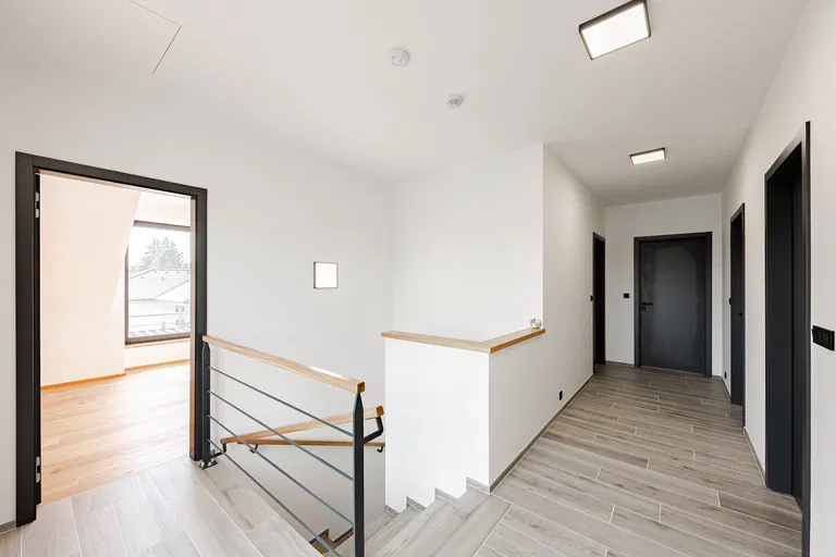 Dubová, Nový Vestec - Praha-východ | Sale, House, Four-bedroom (5+kk), 209 m²