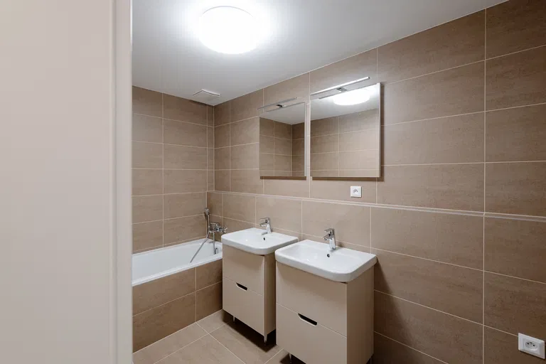 Ota Holúska, Záhorská Bystrica - Bratislava IV | Rent, Apartment, Two-bedroom (3+kk), 77 m²