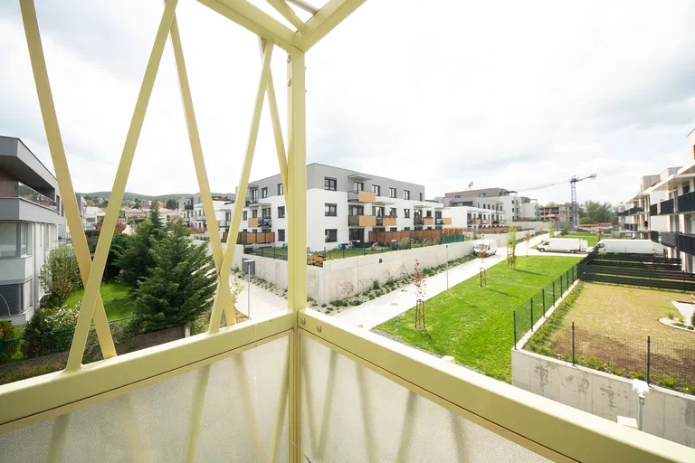 Ota Holúska, Záhorská Bystrica - Bratislava IV | Rent, Apartment, Two-bedroom (3+kk), 77 m²