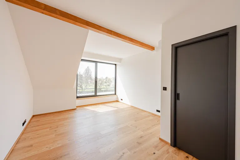 Dubová, Nový Vestec - Praha-východ | Predaj, Rodinný dom, 5-izbový, 210 m²