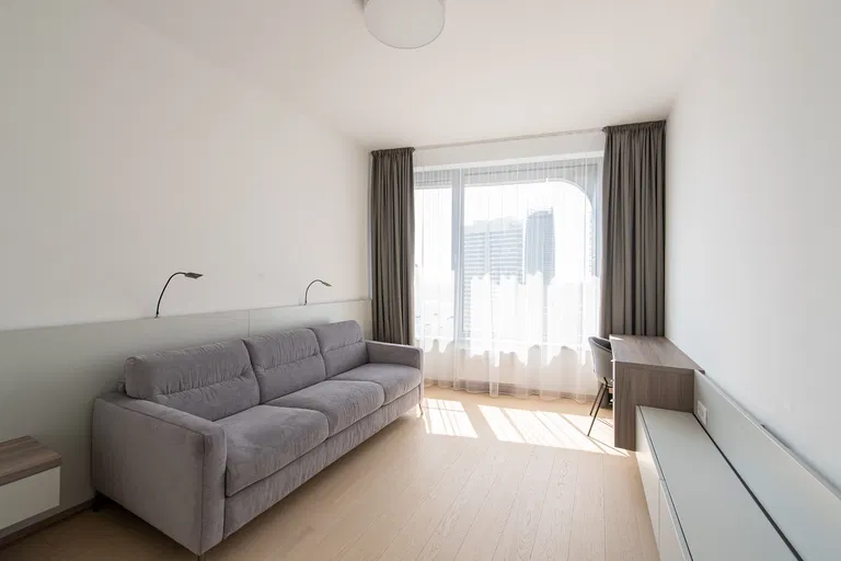 Továrenská, Staré Mesto - Bratislava I | Prenájom, Byt, 3-izbový, 98 m²
