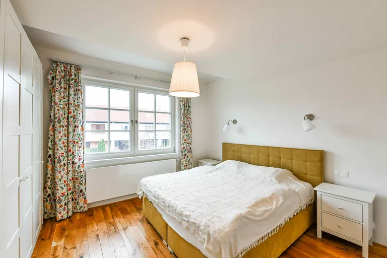 Solidarity, Strašnice - Prague 10 | Sale, Apartment, Three-bedroom (4+kk), 127 m²