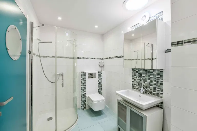 Solidarity, Strašnice - Prague 10 | Sale, Apartment, Three-bedroom (4+kk), 127 m²