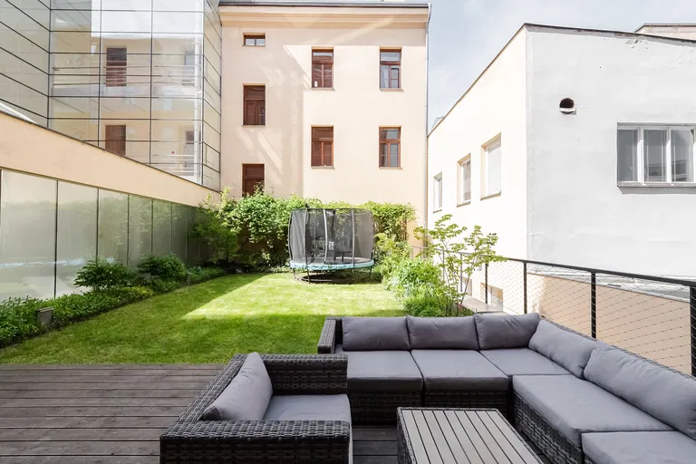 Záhřebská, Vinohrady - Prague 2 | Sale, Apartment, Three-bedroom (4+kk), 204 m²