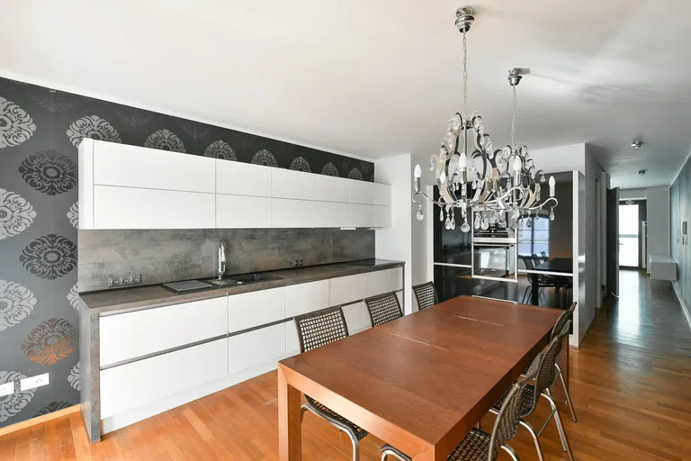 Šaldova, Karlín - Praha 8 | Predaj, Byt, 3-izbový, 140 m²