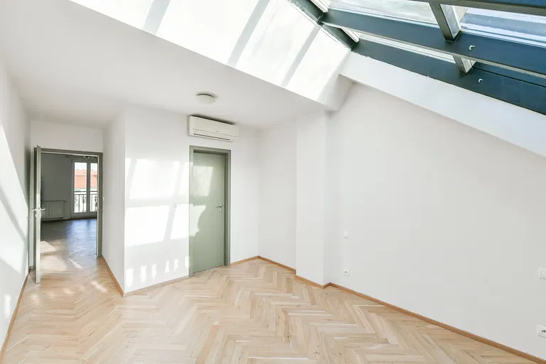 Řipská, Vinohrady - Prague 3 | Sale, Apartment, One-bedroom (2+kk), 50 m²