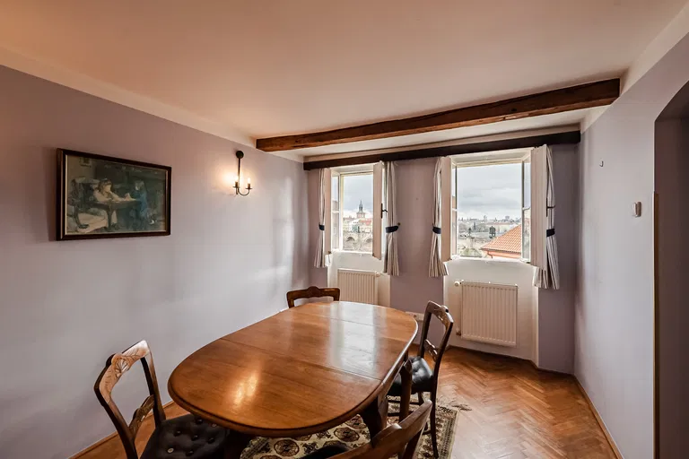 U lužického semináře, Malá Strana - Praha 1 | Predaj, Byt, 4-izbový, 70 m²