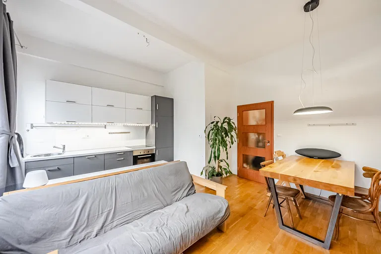 Rybalkova, Vršovice - Prague 10 | Sale, Apartment, One-bedroom (2+kk), 56 m²