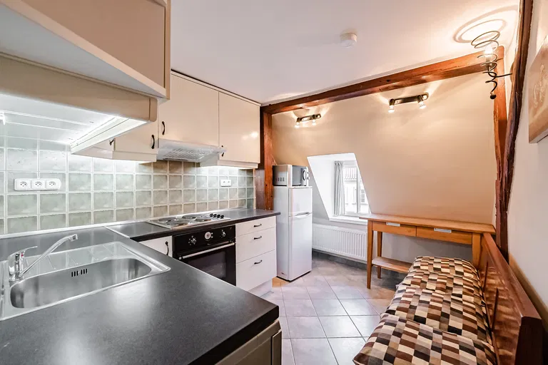 U lužického semináře, Malá Strana - Praha 1 | Predaj, Byt, 4-izbový, 70 m²
