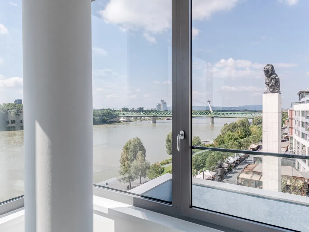 Pribinova, Bratislava - Bratislava I | Prenájom, Kancelárie