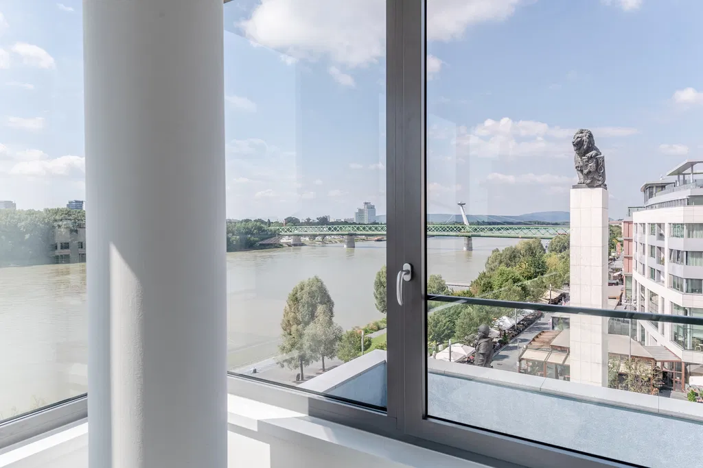 Pribinova, Bratislava - Bratislava I | Prenájom, Kancelárie