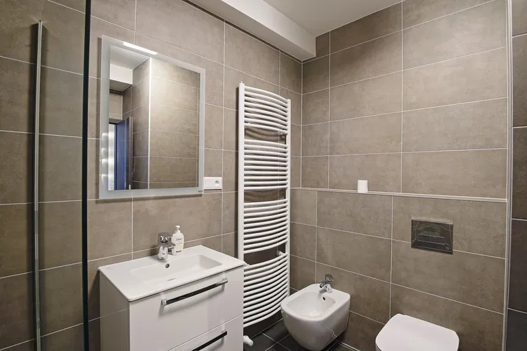 Komenského, Žilina - Žilina | Rent, Apartment, Three-bedroom (4+1), 258 m²