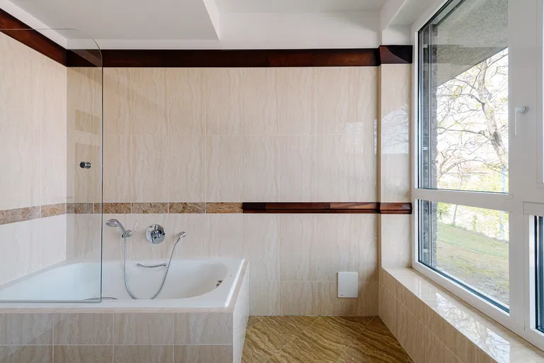 Mudroňova, Staré Mesto - Bratislava I | Rent, Apartment, Four-bedroom (5+1), 246 m²