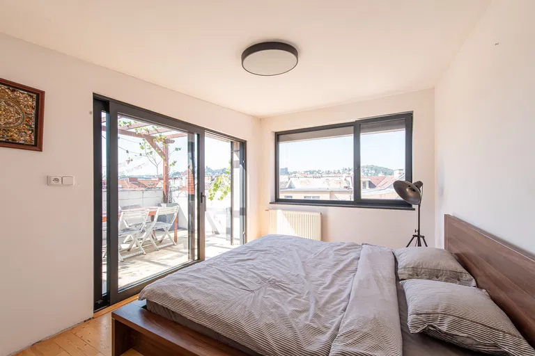Bjornsonova, Staré Mesto - Bratislava I | Prenájom, Byt, 3-izbový, 124 m²