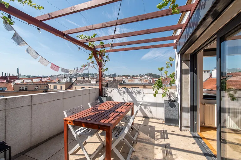 Bjornsonova, Staré Mesto - Bratislava I | Prenájom, Byt, 3-izbový, 124 m²