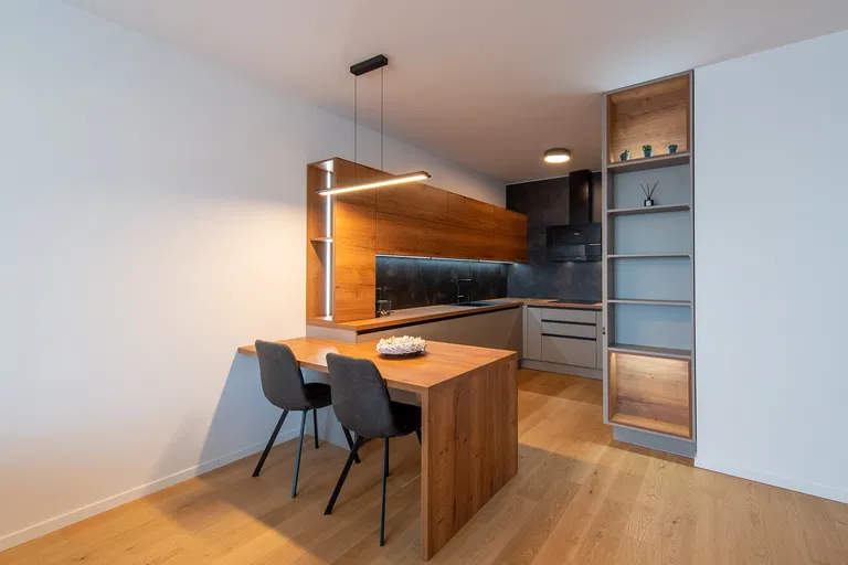 Súkennícka, Bratislava - Bratislava II | Prenájom, Byt, 2-izbový, 61 m²